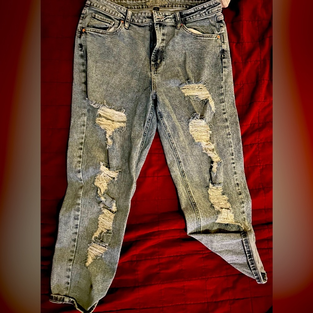 Loose fitting comfy jeans